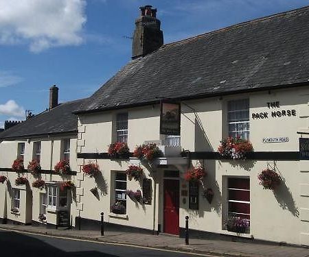 ホテル The Pack Horse South Brent エクステリア 写真